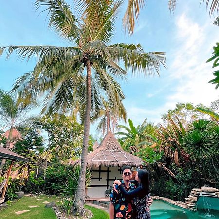 Villa Bhuvana With Private Swimming Pool Gili Trawangan Zewnętrze zdjęcie