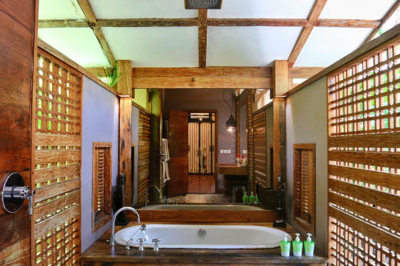 Villa Bhuvana With Private Swimming Pool Gili Trawangan Zewnętrze zdjęcie